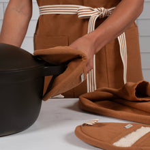 KAF Home Rooted Sustainable Set Of 2 Pot Grabbers 6" x 8.5"