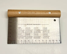 Bench Scraper with Measurements