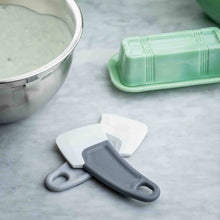Pan Scraper, Gray or White