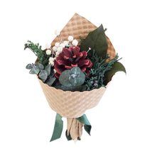 MINI Winter Pinecone Hearth Bouquet