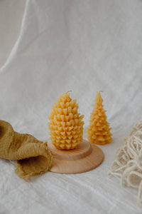 Festive Beeswax Candles - Sustainable Holiday Candles