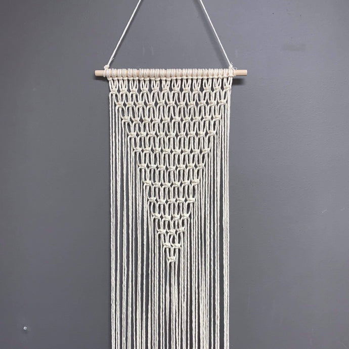 Let's Make Macrame' !